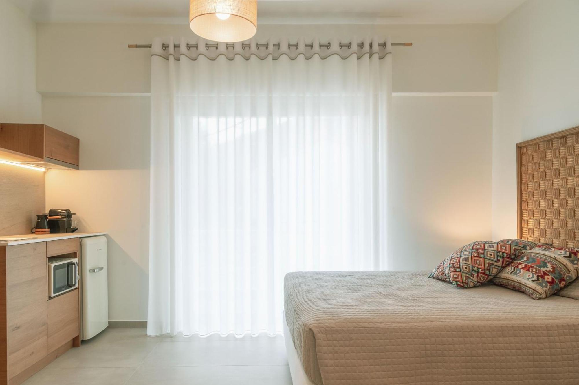 Arancia Elegant Rooms And Suites Tolo Exterior photo