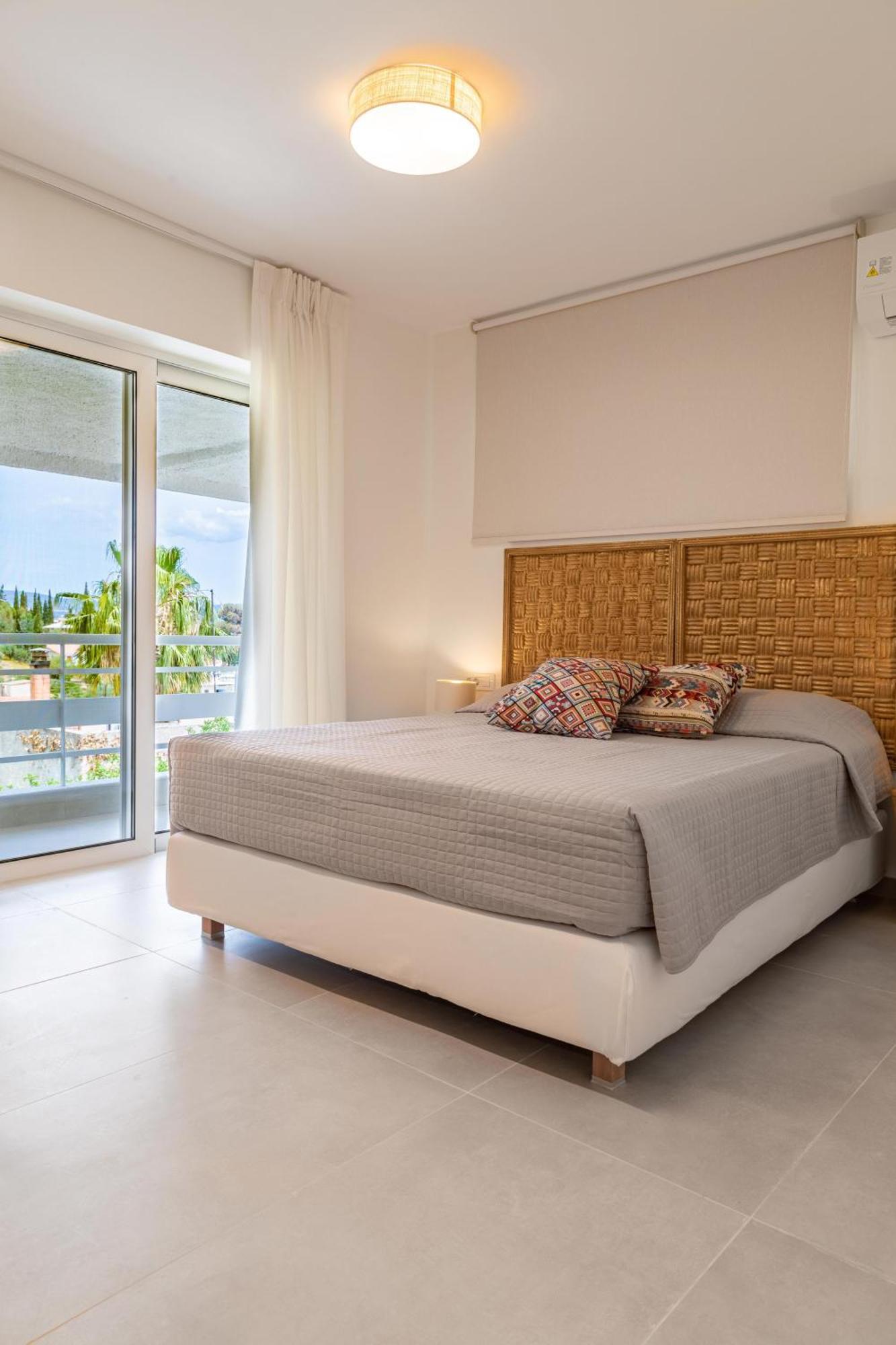 Arancia Elegant Rooms And Suites Tolo Exterior photo