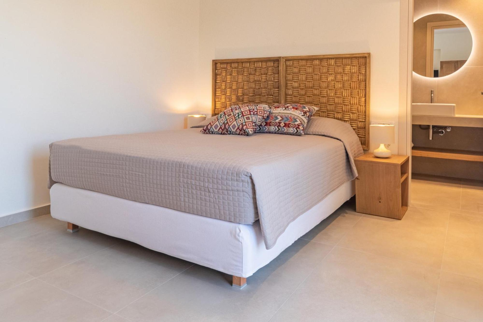 Arancia Elegant Rooms And Suites Tolo Exterior photo